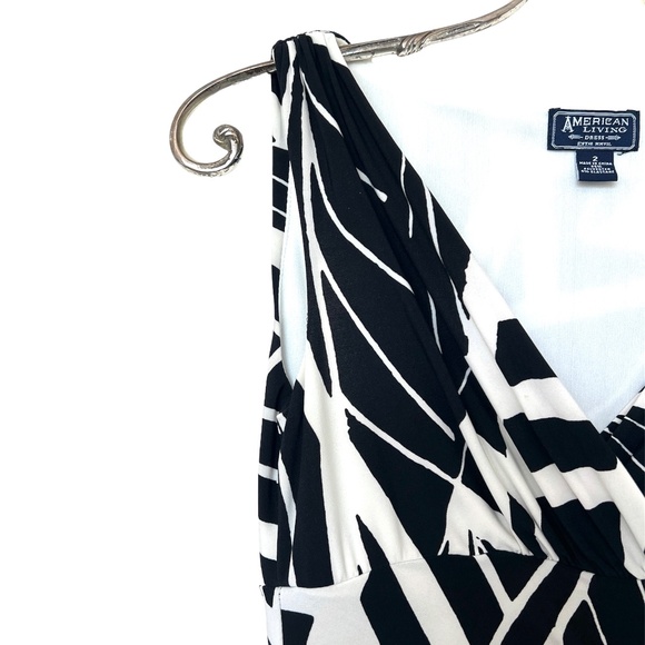 American Living Black and White Sleeveless Ruched Waist  Dress Size 2 - Picture 3 of 11